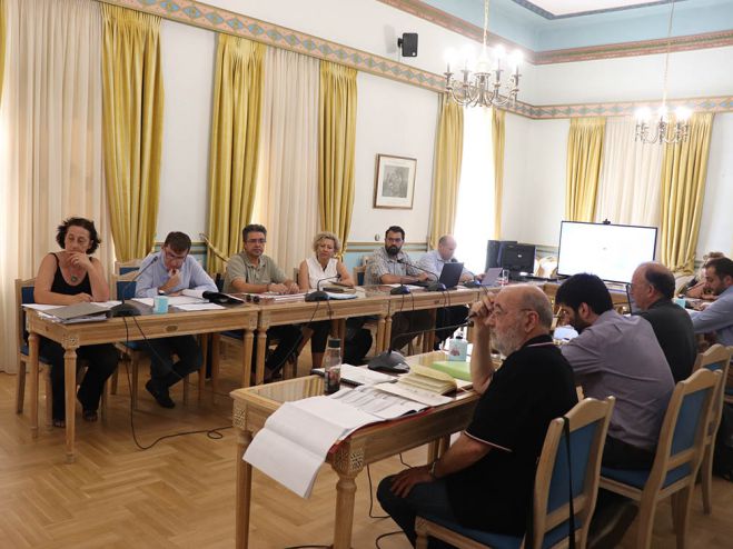 &Pi;&alpha;&rho;ά&kappa;&alpha;&mu;&psi;&eta; &Lambda;&alpha;&gamma;&kappa;&alpha;&delta;ί&omega;&nu; | &Eta; &Pi;&epsilon;&rho;&iota;&phi;έ&rho;&epsilon;&iota;&alpha; &theta;έ&lambda;&epsilon;&iota; &nu;&alpha; &epsilon;&nu;&tau;ά&xi;&epsilon;&iota; &tau;&omicron;&nu; &Phi;&theta;&iota;&nu;ό&pi;&omega;&rho;&omicron; &sigma;&tau;&omicron; &Pi;&Epsilon;&Pi; &Pi;&epsilon;&lambda;&omicron;&pi;&omicron;&nu;&nu;ή&sigma;&omicron;&upsilon;