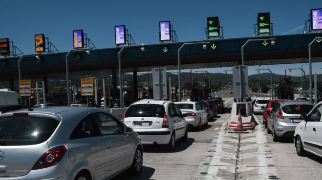 Μετακινήσεις | Πόσοι &quot;πιάστηκαν&quot; στα διόδια
