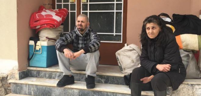 Καλαμάτα: Στο δρόμο μια μάνα με δυο γιους ... και την πολιτεία απούσα!