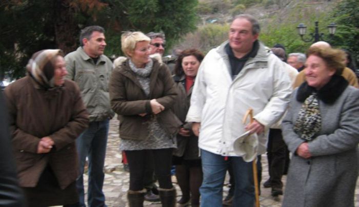 Το τραπέζι στη Ζάτουνα για Καραμανλή και Νατάσα - Ποιοι έδωσαν το "παρών"!