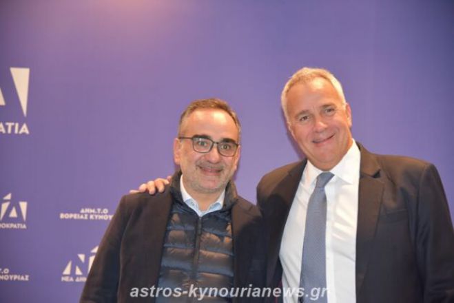 &Pi;&alpha;&nu;&tau;&rho;&epsilon;ύ&epsilon;&tau;&alpha;&iota; &omicron; &Kappa;&omicron;&nu;&tau;&omicron;&zeta;&alpha;&mu;ά&nu;&eta;&sigmaf; &mu;&epsilon; &kappa;&omicron;&upsilon;&mu;&pi;ά&rho;&omicron; &tau;&omicron;&nu; &Beta;&omicron;&rho;ί&delta;&eta;! (vd)