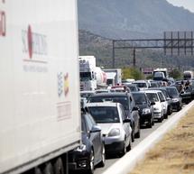 &Alpha;&upsilon;&xi;&eta;&mu;έ&nu;&eta; &eta; &kappa;ί&nu;&eta;&sigma;&eta; &sigma;&tau;&eta;&nu; &epsilon;&theta;&nu;&iota;&kappa;ή &Alpha;&theta;&eta;&nu;ώ&nu;- &Kappa;&omicron;&rho;ί&nu;&theta;&omicron;&upsilon;