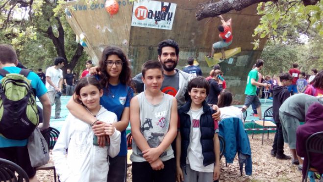 &Pi;&omicron;&lambda;ύ &kappa;&alpha;&lambda;ή &pi;&alpha;&rho;&omicron;&upsilon;&sigma;ί&alpha; &alpha;&pi;ό &tau;&omicron;&upsilon;&sigmaf; &alpha;&theta;&lambda;&eta;&tau;έ&sigmaf; &tau;&omicron;&upsilon; &Epsilon;.&Omicron;.&Sigma;. &Tau;&rho;ί&pi;&omicron;&lambda;&eta;&sigmaf;&nbsp;&sigma;&tau;&omicron; 29&omicron;&nbsp;&Pi;&rho;&omega;&tau;ά&theta;&lambda;&eta;&mu;&alpha;&nbsp;&Alpha;&gamma;&omega;&nu;&iota;&sigma;&tau;&iota;&kappa;ή&sigmaf; &Alpha;&nu;&alpha;&rho;&rho;ί&chi;&eta;&sigma;&eta;&sigmaf;