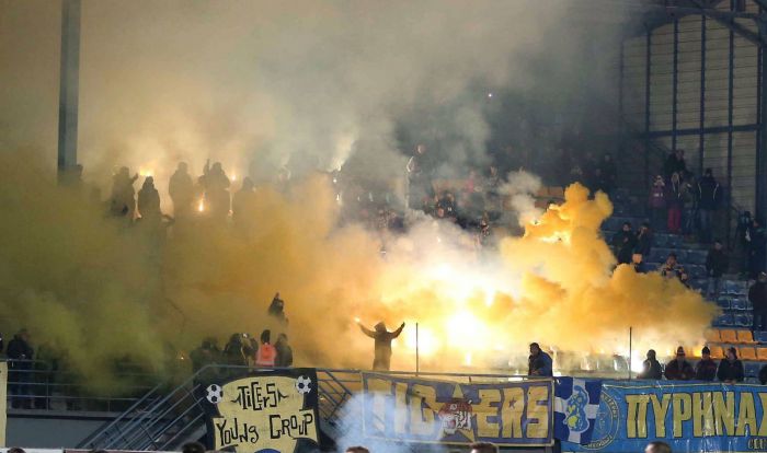 «Κράξιμο» και αποδοκιμασίες από τους φιλάθλους του Αστέρα …