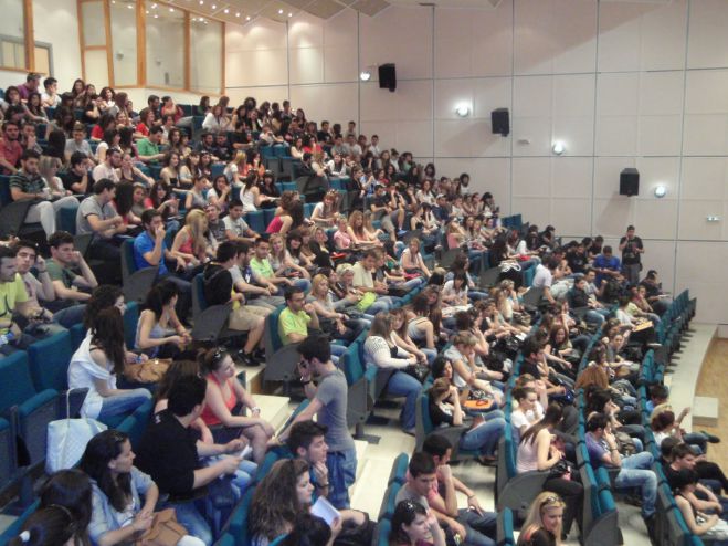 &Alpha;&sigma;&kappa;&omicron;ύ&mu;&epsilon;&nu;&omicron;&iota; &sigma;&pi;&omicron;&upsilon;&delta;&alpha;&sigma;&tau;έ&sigmaf; &Tau;&Epsilon;&Iota; &mu;&epsilon; &mu;&iota;&sigma;&theta;&omicron;ύ&sigmaf; &pi;&epsilon;ί&nu;&alpha;&sigmaf; &ndash; &Theta;&alpha; &pi;&lambda;&eta;&rho;ώ&nu;&omicron;&nu;&tau;&alpha;&iota; &mu;&epsilon; 186 &epsilon;&upsilon;&rho;ώ &tau;&omicron; &mu;ή&nu;&alpha;!