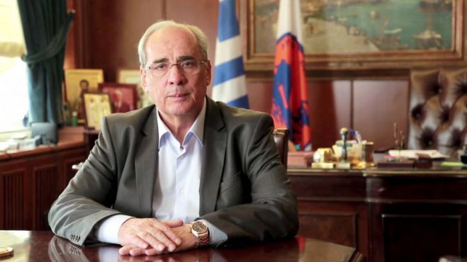 &Tau;&eta;&nu; &Tau;&rho;ί&pi;&omicron;&lambda;&eta; &theta;&alpha; &epsilon;&pi;&iota;&sigma;&kappa;&epsilon;&phi;&theta;&epsilon;ί &omicron; &Beta;&alpha;&sigma;ί&lambda;&eta;&sigmaf; &Mu;&iota;&chi;&alpha;&lambda;&omicron;&lambda;&iota;ά&kappa;&omicron;&sigmaf;