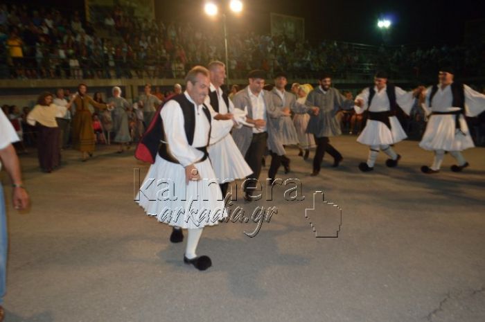 &Pi;&omicron;&lambda;&iota;&tau;&iota;&sigma;&tau;&iota;&kappa;ό &Kappa;&alpha;&lambda;&omicron;&kappa;&alpha;ί&rho;&iota; &mu;&epsilon; &pi;&omicron;&lambda;&lambda;έ&sigmaf; &epsilon;&kappa;&delta;&eta;&lambda;ώ&sigma;&epsilon;&iota;&sigmaf; &sigma;&tau;&eta; &Gamma;&omicron;&rho;&tau;&upsilon;&nu;ί&alpha;! (vd)