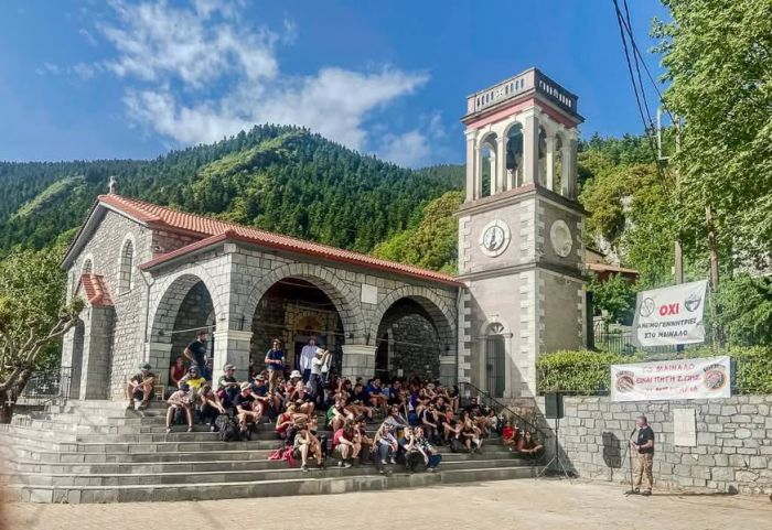 "ΝΙΚΗ για το Μαίναλο – ΟΧΙ σε 50 τεράστιες ανεμογεννήτριες της EDF!"