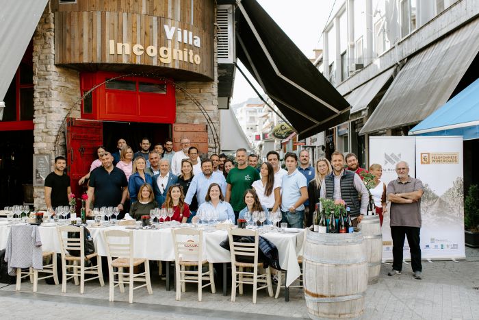 "The Mantinians" | Έ&nu;&omega;&sigma;&eta; &alpha;&pi;ό 13 &delta;&upsilon;&nu;&alpha;&mu;&iota;&kappa;ά &omicron;&iota;&nu;&omicron;&pi;&omicron;&iota;&epsilon;ί&alpha; &gamma;&iota;&alpha; &tau;&omicron; &Mu;&omicron;&sigma;&chi;&omicron;&phi;ί&lambda;&epsilon;&rho;&omicron; &tau;&eta;&sigmaf; &Mu;&alpha;&nu;&tau;&iota;&nu;&epsilon;ί&alpha;&sigmaf;