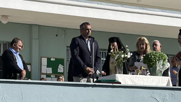 Τζιούμης: «Δεύτερη οικογένεια το σχολείο για τους μαθητές. Σεβασμός στην ιδιαιτερότητα και τη διαφορετικότητα του καθενός» (vd)