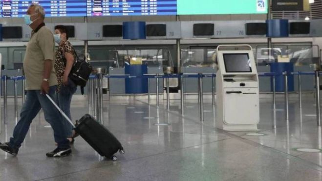 Τέλος στην επταήμερη καραντίνα για όσους έρχονται από το εξωτερικό στην Ελλάδα - Ποιους αφορά