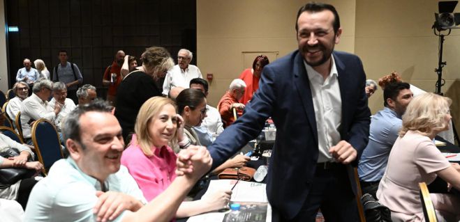 &Sigma;&Upsilon;&Rho;&Iota;&Zeta;&Alpha; | &Tau;&eta;&nu; &upsilon;&pi;&omicron;&psi;&eta;&phi;&iota;ό&tau;&eta;&tau;ά &tau;&omicron;&upsilon; &gamma;&iota;&alpha; &tau;&eta;&nu; &pi;&rho;&omicron;&epsilon;&delta;&rho;ί&alpha; &kappa;&alpha;&tau;έ&theta;&epsilon;&sigma;&epsilon; &omicron; &Nu;ί&kappa;&omicron;&sigmaf; &Pi;&alpha;&pi;&pi;ά&sigmaf;