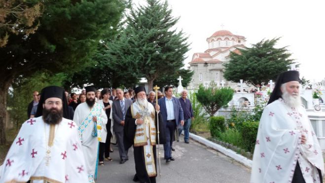 &Eta; &gamma;&iota;&omicron;&rho;&tau;ή &tau;&omicron;&upsilon; &Alpha;&gamma;ί&omicron;&upsilon; &Pi;&nu;&epsilon;ύ&mu;&alpha;&tau;&omicron;&sigmaf; &sigma;&tau;&omicron;&nu; &Kappa;&omicron;&iota;&mu;&eta;&tau;&eta;&rho;&iota;&alpha;&kappa;ό &Nu;&alpha;ό &tau;&eta;&sigmaf; &Alpha;&gamma;ί&alpha;&sigmaf; &Tau;&rho;&iota;ά&delta;&alpha;&sigmaf;
