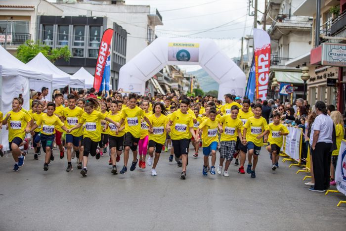 &Mu;&epsilon;&gamma;&alpha;&lambda;ό&pi;&omicron;&lambda;&eta; | Έ&nu;&alpha;&sigmaf; &alpha;&gamma;ώ&nu;&alpha;&sigmaf; &delta;&rho;ό&mu;&omicron;&upsilon; &alpha;&phi;&iota;&epsilon;&rho;&omega;&mu;έ&nu;&omicron;&sigmaf; &sigma;&tau;&omicron; &mu;&epsilon;&gamma;&alpha;&lambda;ύ&tau;&epsilon;&rho;&omicron; &theta;έ&alpha;&tau;&rho;&omicron; &tau;&omicron;&upsilon; &alpha;&rho;&chi;&alpha;ί&omicron;&upsilon; &epsilon;&lambda;&lambda;&eta;&nu;&iota;&kappa;&omicron;ύ &kappa;ό&sigma;&mu;&omicron;&upsilon;! (vd)