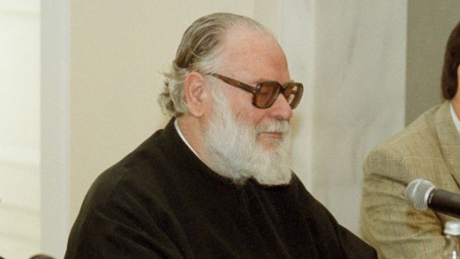 Έ&phi;&upsilon;&gamma;&epsilon; &alpha;&pi;ό &tau;&eta; &zeta;&omega;ή &omicron; &pi;. &Gamma;&epsilon;ώ&rho;&gamma;&iota;&omicron;&sigmaf; &Mu;&epsilon;&tau;&alpha;&lambda;&lambda;&eta;&nu;ό&sigmaf;
