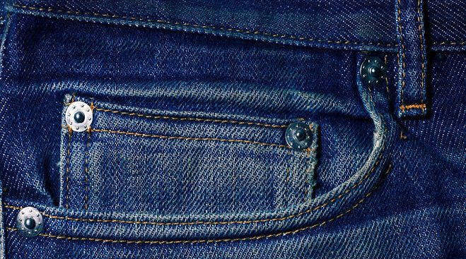 Για ποιο λόγο υπάρχει αυτή η μικρή τσέπη στα jeans;