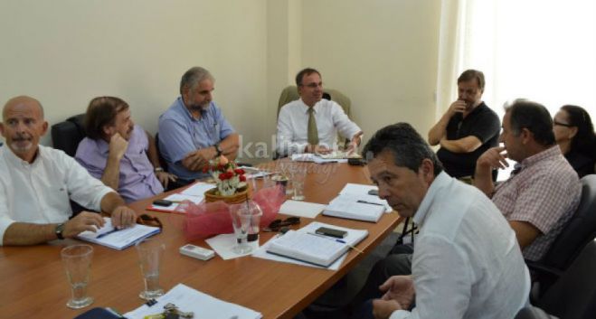 &Eta; &alpha;&pi;&omicron;&chi;&alpha;&iota;&rho;&epsilon;&tau;&iota;&sigma;&tau;ή&rho;&iota;&alpha; &epsilon;&pi;&iota;&sigma;&tau;&omicron;&lambda;ή &tau;&omicron;&upsilon; &Pi;έ&tau;&rho;&omicron;&upsilon; &Mu;&iota;&sigma;&theta;&omicron;ύ