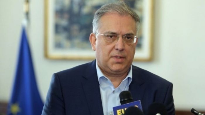 &Upsilon;&pi;&omicron;&upsilon;&rho;&gamma;ό&sigmaf; &Epsilon;&sigma;&omega;&tau;&epsilon;&rho;&iota;&kappa;ώ&nu;: "&Delta;&epsilon;&nu; &tau;ί&theta;&epsilon;&tau;&alpha;&iota; &theta;έ&mu;&alpha; &mu;&epsilon;ί&omega;&sigma;&eta;&sigmaf; &tau;&omega;&nu; &delta;&eta;&mu;&omicron;&sigma;ί&omega;&nu; &upsilon;&pi;&alpha;&lambda;&lambda;ή&lambda;&omega;&nu;"