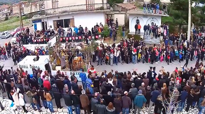 &Sigma;&alpha;&tau;&upsilon;&rho;&iota;&kappa;ό &Kappa;&alpha;&kappa;&omicron;&upsilon;&rho;&alpha;ί&iota;&kappa;&omicron; &Kappa;&alpha;&rho;&nu;&alpha;&beta;ά&lambda;&iota; ... &alpha;&pi;ό &psi;&eta;&lambda;ά! (vd)