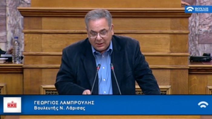 ΚΚΕ για Χρυσή Αυγή: &quot;Παραχαράσσουν την ιστορία για τους νεκρούς του Πολυτεχνείου οι νοσταλγοί της Χούντας&quot;