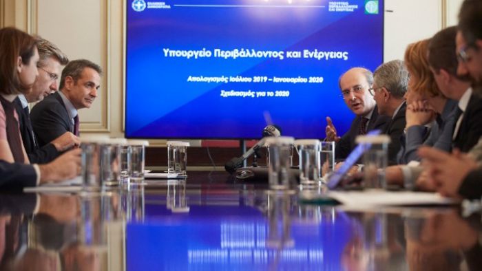 Μητσοτάκης για την απολιγνιτοποίηση: "Θα μοχλεύσουμε πόρους ώστε η Μεγαλόπολη να ατενίζει το μέλλον με περισσότερη αισιοδοξία" (vd)