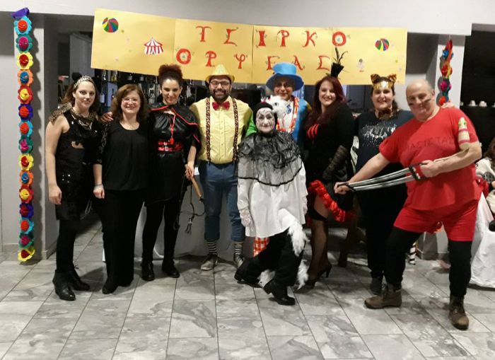 Πολύ κέφι στον αποκριάτικο χορό της χορωδίας "Ορφέας Τρίπολης"