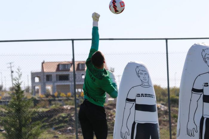 Camp &gamma;&iota;&alpha; &tau;&epsilon;&rho;&mu;&alpha;&tau;&omicron;&phi;ύ&lambda;&alpha;&kappa;&epsilon;&sigmaf; &alpha;&pi;ό &tau;&omicron;&nu; &Alpha;&sigma;&tau;έ&rho;&alpha;