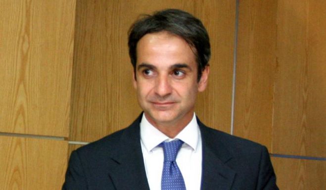 «Κανένας δημόσιος υπάλληλος, δεν κινδυνεύει με μείωση μισθού»