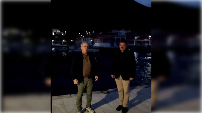 &Mu;ά&kappa;&alpha;&rho;&eta;&sigmaf; &alpha;&pi;ό &tau;&omicron; &lambda;&iota;&mu;ά&nu;&iota; &Pi;&lambda;ά&kappa;&alpha;&sigmaf; &Lambda;&epsilon;&omega;&nu;&iota;&delta;ί&omicron;&upsilon;: "&Alpha;&pi;ό &tau;&omicron; 2012, &alpha;&kappa;&omicron;ύ&mu;&epsilon; &tau;&alpha; ί&delta;&iota;&alpha;: &upsilon;&pi;&omicron;&sigma;&chi;έ&sigma;&epsilon;&iota;&sigmaf;, &mu;&epsilon;&lambda;έ&tau;&epsilon;&sigmaf;, &epsilon;&xi;&alpha;&gamma;&gamma;&epsilon;&lambda;ί&epsilon;&sigmaf;, &mu;&alpha;&kappa;έ&tau;&epsilon;&sigmaf;" (vd)