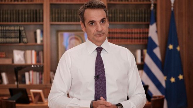 &Tau;&omicron; &mu;ή&nu;&upsilon;&mu;&alpha; &Mu;&eta;&tau;&sigma;&omicron;&tau;ά&kappa;&eta;: "Ό&chi;&iota; &sigma;&epsilon; &gamma;&epsilon;&nu;&iota;&kappa;ό lockdown. &Eta; &mu;ά&sigma;&kappa;&alpha; &epsilon;ί&nu;&alpha;&iota; &tau;&omicron; &epsilon;&mu;&beta;ό&lambda;&iota;&omicron; &mu;έ&chi;&rho;&iota; &tau;&omicron; &epsilon;&mu;&beta;ό&lambda;&iota;&omicron;" (vd)