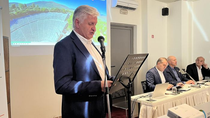 Γενική Συνέλευση ΠΕΔ | Προσλήψεις, πόρους και χρηματοδοτικά εργαλεία ζήτησαν οι Δήμοι της Αρκαδίας