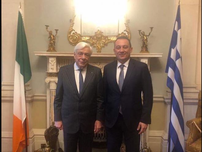 &Iota;&rho;&lambda;&alpha;&nu;&delta;ί&alpha; | &Tau;&omicron;&nu; &Pi;&rho;ό&epsilon;&delta;&rho;&omicron; &tau;&eta;&sigmaf; &Delta;&eta;&mu;&omicron;&kappa;&rho;&alpha;&tau;ί&alpha;&sigmaf; &sigma;&upsilon;&nu;ό&delta;&epsilon;&upsilon;&sigma;&epsilon; &omicron; &Alpha;&rho;&kappa;ά&sigmaf; &Upsilon;&phi;&upsilon;&pi;&omicron;&upsilon;&rho;&gamma;ό&sigmaf; &Epsilon;&xi;&omega;&tau;&epsilon;&rho;&iota;&kappa;ώ&nu; &Kappa;ώ&sigma;&tau;&alpha;&sigmaf; &Beta;&lambda;ά&sigma;&eta;&sigmaf;