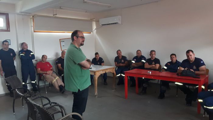 Ρουσιάς: "Ο ΣΥΡΙΖΑ έβγαλε από την ομηρία χιλιάδες εργαζόμενους πενταετούς θητείας στην Πυροσβεστική"