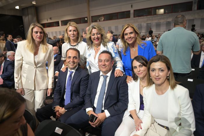 &Omicron; &Kappa;ώ&sigma;&tau;&alpha;&sigmaf; &Beta;&lambda;ά&sigma;&eta;&sigmaf; &sigma;&tau;&eta;&nu; &omicron;&mu;&iota;&lambda;ί&alpha; &tau;&omicron;&upsilon; &Pi;&rho;&omega;&theta;&upsilon;&pi;&omicron;&upsilon;&rho;&gamma;&omicron;ύ &sigma;&tau;&eta; 90&eta; &Delta;.&Epsilon;.&Theta;. (&epsilon;&iota;&kappa;ό&nu;&epsilon;&sigmaf;)