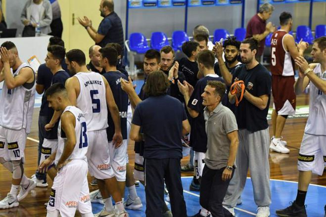 &Kappa;&omicron;&upsilon;&sigma;&tau;έ&nu;&eta;&sigmaf;: "&Delta;ύ&sigma;&kappa;&omicron;&lambda;&eta; &kappa;&alpha;&iota; &delta;&iota;&delta;&alpha;&kappa;&tau;&iota;&kappa;ή &eta; ή&tau;&tau;&alpha; &gamma;&iota;&alpha; &epsilon;&mu;ά&sigmaf;..."