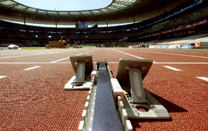 Έ&omega;&sigmaf; &tau;&omicron; &tau;έ&lambda;&omicron;&sigmaf; &Alpha;&pi;&rho;&iota;&lambda;ί&omicron;&upsilon; &pi;&alpha;&rho;&alpha;&tau;ά&theta;&eta;&kappa;&alpha;&nu; &omicron;&iota; &theta;&eta;&tau;&epsilon;ί&epsilon;&sigmaf; &tau;&omega;&nu; &Delta;&Sigma; &tau;&omega;&nu; &alpha;&theta;&lambda;&eta;&tau;&iota;&kappa;ώ&nu; &sigma;&omega;&mu;&alpha;&tau;&epsilon;ί&omega;&nu;, &lambda;ό&gamma;&omega; &tau;&eta;&sigmaf; &pi;&alpha;&nu;&delta;&eta;&mu;ί&alpha;&sigmaf;