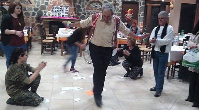 Δείτε φωτογραφίες από τον αποκριάτικο χορό στο Δυρράχι Αρκαδίας!