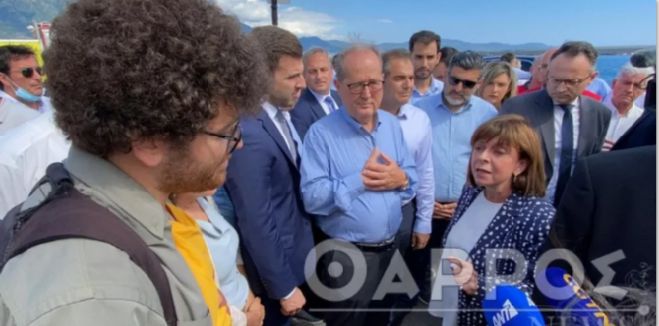Έ&nu;&tau;&alpha;&sigma;&eta; &mu;&epsilon; &pi;&omicron;&lambda;ί&tau;&epsilon;&sigmaf; &kappa;&alpha;&iota; &tau;&eta;&nu; &Pi;&rho;ό&epsilon;&delta;&rho;&omicron; &tau;&eta;&sigmaf; &Delta;&eta;&mu;&omicron;&kappa;&rho;&alpha;&tau;ί&alpha;&sigmaf; &sigma;&tau;&eta;&nu; &Kappa;&alpha;&lambda;&alpha;&mu;ά&tau;&alpha;: &laquo;&Phi;&omega;&tau;&omicron;&gamma;&rho;&alpha;&phi;ί&zeta;&epsilon;&sigma;&tau;&epsilon; &mu;&pi;&rho;&omicron;&sigma;&tau;ά &sigma;&tau;&omicron;&nu; &phi;&rho;ά&chi;&tau;&eta; &kappa;&alpha;&iota; &tau;ώ&rho;&alpha; &kappa;ά&nu;&epsilon;&tau;&epsilon; show&raquo;