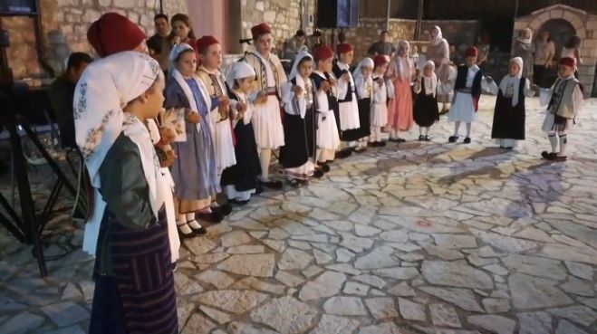 &Mu;&omicron;&upsilon;&sigma;&iota;&kappa;&omicron;&chi;&omicron;&rho;&epsilon;&upsilon;&tau;&iota;&kappa;ή &epsilon;&kappa;&delta;ή&lambda;&omega;&sigma;&eta; &sigma;&tau;&omicron; &Beta;&alpha;&lambda;&tau;&epsilon;&sigma;&iota;&nu;ί&kappa;&omicron;! (vd)