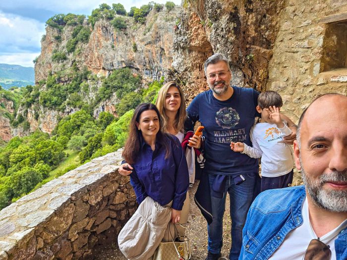 &Tau;&rho;&iota;ή&mu;&epsilon;&rho;&omicron; &sigma;&epsilon; &Beta;&alpha;&lambda;&tau;&epsilon;&sigma;&iota;&nu;ί&kappa;&omicron;, &Lambda;ά&sigma;&tau;&alpha; &kappa;&alpha;&iota; &Mu;&omicron;&nu;ή &Kappa;&epsilon;&rho;&nu;ί&tau;&sigma;&eta;&sigmaf; &gamma;&iota;&alpha; &tau;&omicron;&nu; &mu;&epsilon;&tau;&epsilon;&omega;&rho;&omicron;&lambda;ό&gamma;&omicron; &Gamma;&iota;ά&nu;&nu;&eta; &Kappa;&alpha;&lambda;&lambda;&iota;ά&nu;&omicron; (&epsilon;&iota;&kappa;ό&nu;&epsilon;&sigmaf;)
