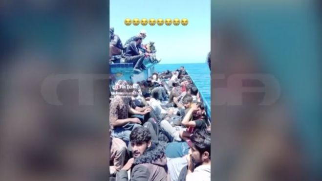 &Pi;ύ&lambda;&omicron;&sigmaf; | &Alpha;&pi;&omicron;&kappa;&alpha;&lambda;&upsilon;&pi;&tau;&iota;&kappa;ά &beta;ί&nu;&tau;&epsilon;&omicron; &nu;&tau;&omicron;&kappa;&omicron;&upsilon;&mu;έ&nu;&tau;&alpha; &pi;&rho;&iota;&nu; &tau;&eta; &beta;ύ&theta;&iota;&sigma;&eta; &tau;&omicron;&upsilon; &mu;&omicron;&iota;&rho;&alpha;ί&omicron;&upsilon; &alpha;&lambda;&iota;&epsilon;&upsilon;&tau;&iota;&kappa;&omicron;ύ