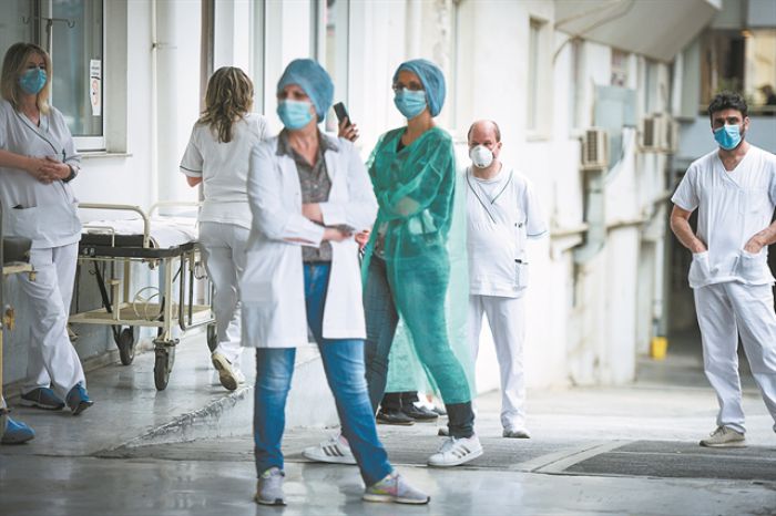 &Sigma;&tau;&alpha; &beta;&alpha;&rho;έ&alpha; &kappa;&alpha;&iota; &alpha;&nu;&theta;&upsilon;&gamma;&iota;&epsilon;&iota;&nu;ά &omicron;&iota; &epsilon;&rho;&gamma;&alpha;&zeta;ό&mu;&epsilon;&nu;&omicron;&iota; &sigma;&epsilon; &Nu;&omicron;&sigma;&omicron;&kappa;&omicron;&mu;&epsilon;ί&alpha; &kappa;&alpha;&iota; &Epsilon;&Kappa;&Alpha;&Beta;;