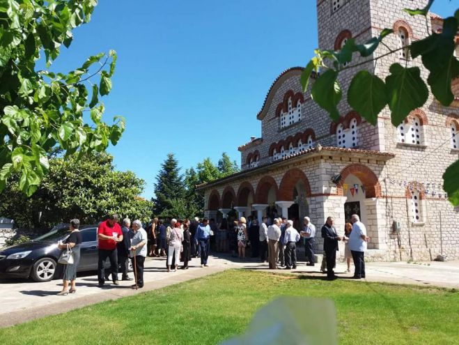 "&Alpha;&gamma;ί&omega;&nu; &Alpha;&pi;&omicron;&sigma;&tau;ό&lambda;&omega;&nu;" - &Gamma;&iota;&omicron;&rho;&tau;ά&zeta;&omicron;&upsilon;&nu; &tau;&alpha; &Pi;&epsilon;&lambda;&epsilon;&tau;ά &Kappa;&upsilon;&nu;&omicron;&upsilon;&rho;ί&alpha;&sigmaf;! (&epsilon;&iota;&kappa;ό&nu;&epsilon;&sigmaf;)