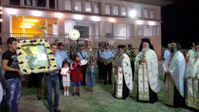 &Pi;&epsilon;&rho;&theta;ώ&rho;&iota; - &Epsilon;&sigma;&pi;&epsilon;&rho;&iota;&nu;ό&sigmaf; &kappa;&alpha;&iota; &lambda;&iota;&tau;&alpha;&nu;&epsilon;ί&alpha; &epsilon;&pi;ί &tau;&eta; &mu;&nu;ή&mu;&eta; &tau;&eta;&sigmaf; &Alpha;&pi;&omicron;&tau;&omicron;&mu;ή&sigmaf; &tau;&eta;&sigmaf; &Kappa;&epsilon;&phi;&alpha;&lambda;ή&sigmaf; &tau;&omicron;&upsilon; &Beta;&alpha;&pi;&tau;&iota;&sigma;&tau;&omicron;ύ &Iota;&omega;ά&nu;&nu;&omicron;&upsilon; (&epsilon;&iota;&kappa;ό&nu;&epsilon;&sigmaf;)