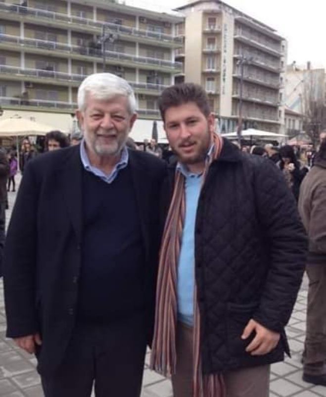 &Sigma;&kappa;&omicron;&rho;&pi;ί&delta;&alpha;&sigmaf;: "&Nu;&alpha; &mu;&alpha;&sigmaf; &pi;&rho;&omicron;&sigma;έ&chi;&epsilon;&iota;&sigmaf; &alpha;&pi;ό &epsilon;&kappa;&epsilon;ί &pi;ά&nu;&omega;..."