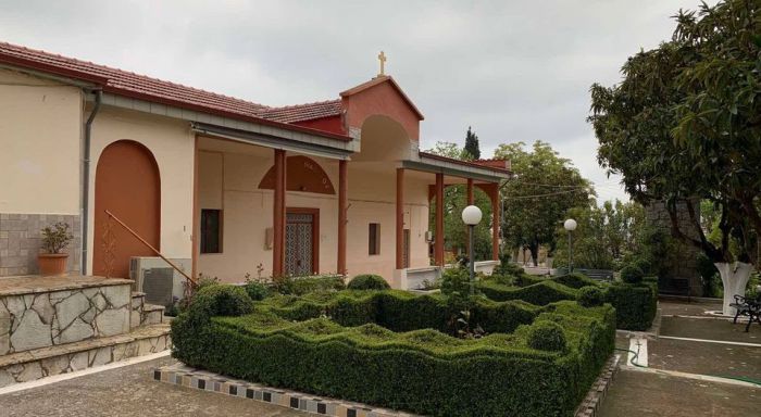 Γιορτάζει το Ιερό Παρεκκλήσιο του Αγίου Νικολάου Στρατώνων