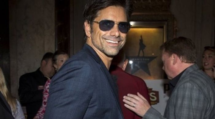 Ο Αρκάς ομογενής ηθοποιός John Stamos γιόρτασε τα γενέθλιά του με μία φωτογραφία - έκπληξη!