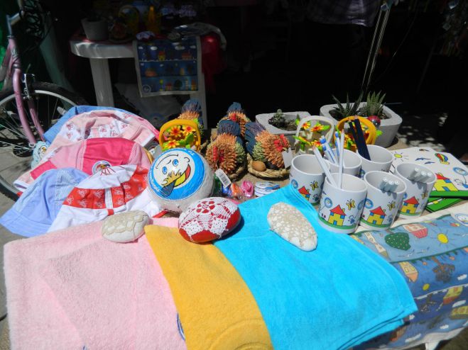 &Pi;&alpha;&sigma;&chi;&alpha;&lambda;&iota;&nu;ό &pi;&alpha;&zeta;ά&rho;&iota; &alpha;&pi;ό &tau;&omicron; &laquo;&Chi;&alpha;&mu;ό&gamma;&epsilon;&lambda;&omicron; &tau;&omicron;&upsilon; &Pi;&alpha;&iota;&delta;&iota;&omicron;ύ&raquo; &sigma;&tau;&eta;&nu; &Tau;&rho;ί&pi;&omicron;&lambda;&eta;
