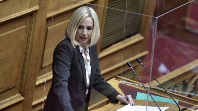 &Beta;&lambda;ά&sigma;&eta;&sigmaf;: "&Omicron; &pi;&rho;ό&omega;&rho;&omicron;&sigmaf; &chi;&alpha;&mu;ό&sigmaf; &tau;&eta;&sigmaf; &Phi;ώ&phi;&eta;&sigmaf; &Gamma;&epsilon;&nu;&nu;&eta;&mu;&alpha;&tau;ά &alpha;&phi;ή&nu;&epsilon;&iota; &tau;&omicron;&nu; &pi;&omicron;&lambda;&iota;&tau;&iota;&kappa;ό &kappa;ό&sigma;&mu;&omicron; &tau;&eta;&sigmaf; &chi;ώ&rho;&alpha;&sigmaf; &phi;&tau;&omega;&chi;ό&tau;&epsilon;&rho;&omicron;"