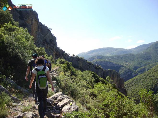&Delta;&iota;ή&mu;&epsilon;&rho;&eta; &epsilon;&kappa;&delta;&rho;&omicron;&mu;ή &sigma;&tau;&omicron;&nu; &Phi;&theta;&iota;&nu;&omicron;&pi;&omega;&rho;&iota;&nu;ό &Pi;ά&rho;&nu;&omega;&nu;&alpha;